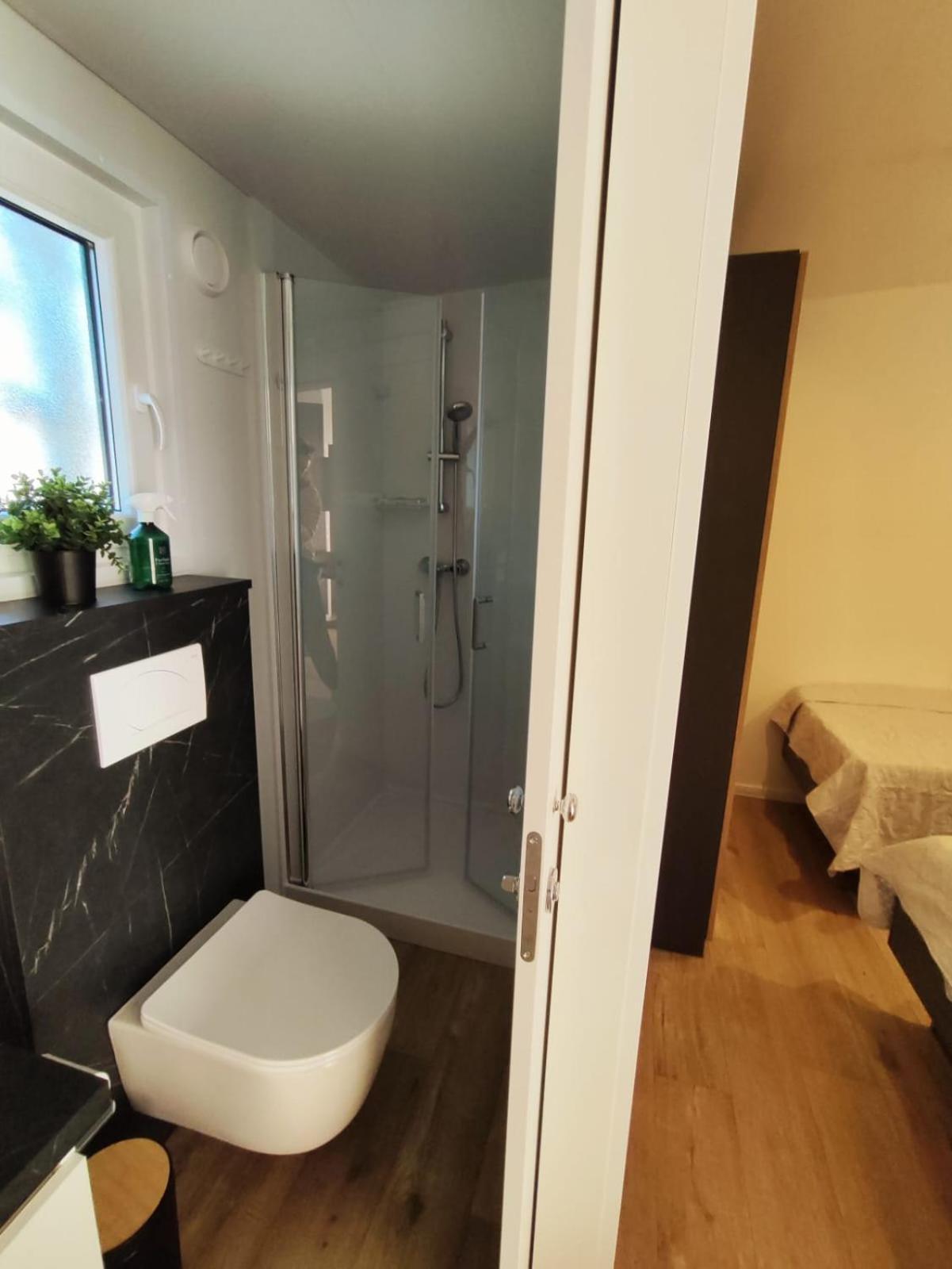 Mobile Home Kala 비오그라드나모루 외부 사진